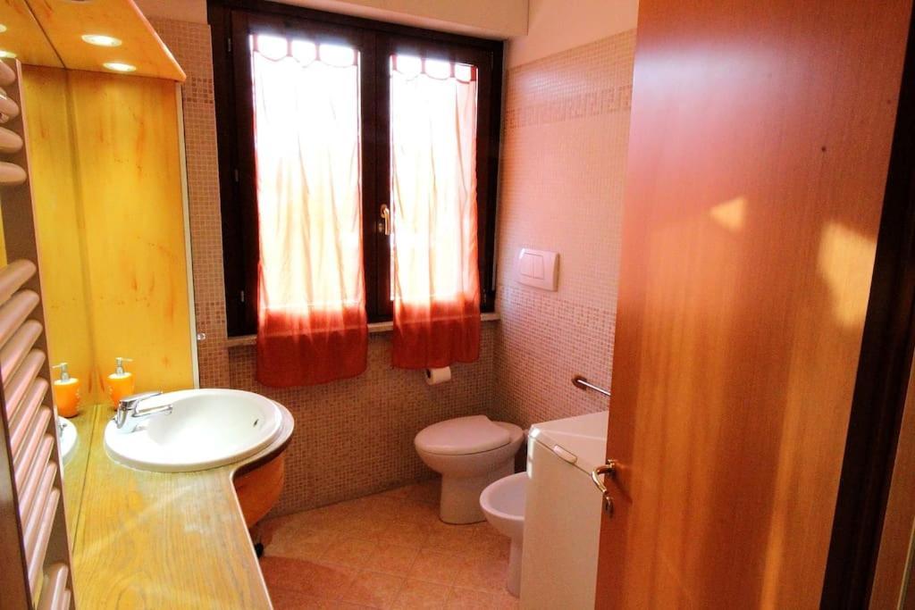 La Casa Di Sugar. Appartamento Intero Per 2 Ancona Exterior foto